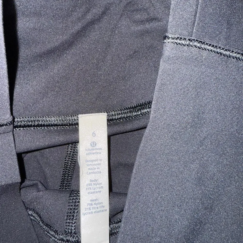 Lululemon Athletica cropped leggings
